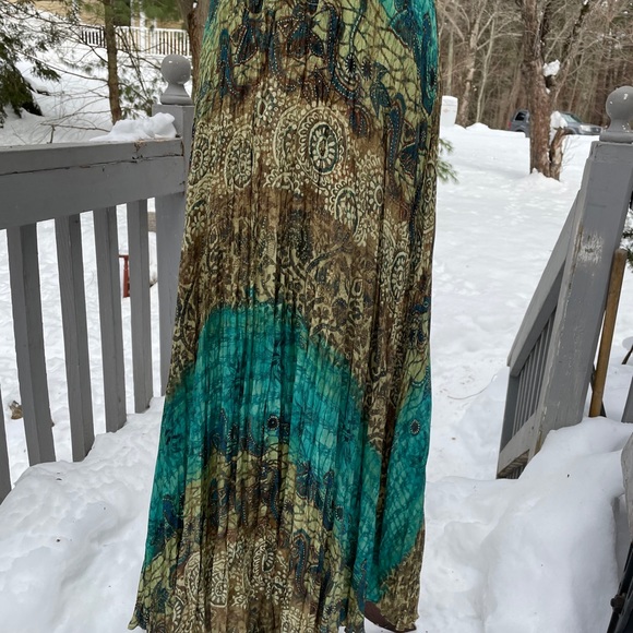 CHICOS Silk Boho Crinkle Skirt - Picture 4 of 12